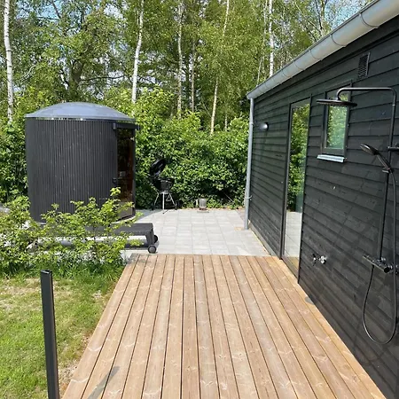 펜션 Stylish And Modern With Large Terraces And Private Bathing Jetty Just A Few Minutes Walk From The Child-friendly Handrup And 에벨토프트