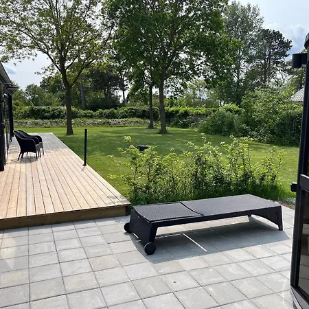 펜션 Stylish And Modern With Large Terraces And Private Bathing Jetty Just A Few Minutes Walk From The Child-friendly Handrup And 에벨토프트