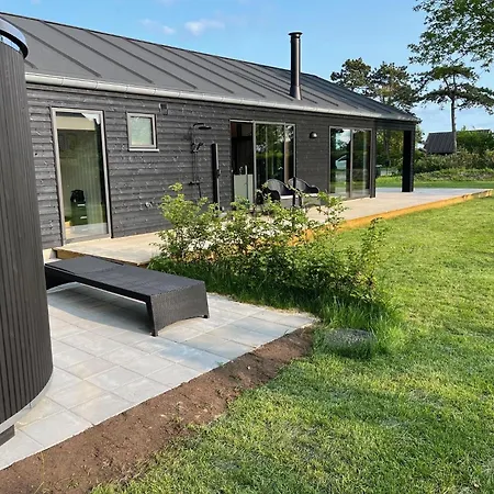 Stylish And Modern With Large Terraces And Private Bathing Jetty Just A Few Minutes Walk From The Child-friendly Handrup And