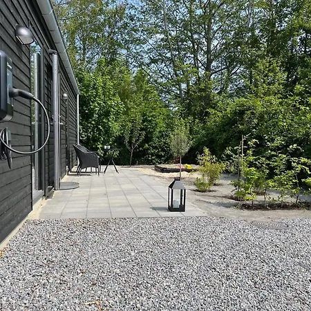 Stylish And Modern With Large Terraces And Private Bathing Jetty Just A Few Minutes Walk From The Child-friendly Handrup And 에벨토프트